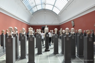 Roman Heads - what a cool display!